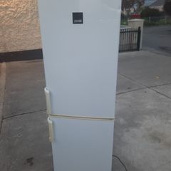 Zanussi Fridge Freezer