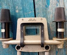 Aldis Saphir Stereo Slide Viewer handheld stereoscope