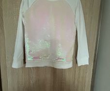 Girls top size 7-8 years with free leggings