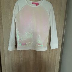 Girls top size 7-8 years with free leggings