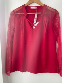 Bachelorette Paris red top size small