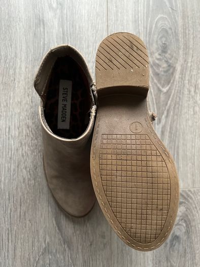 Steve Madden boots