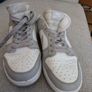 2 pairs Nike trainers, size 5 Image 6