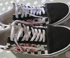 Vans Old School Sneakers with Cherry Blossom pattern - Like new