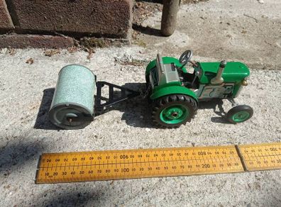 wind up tractor