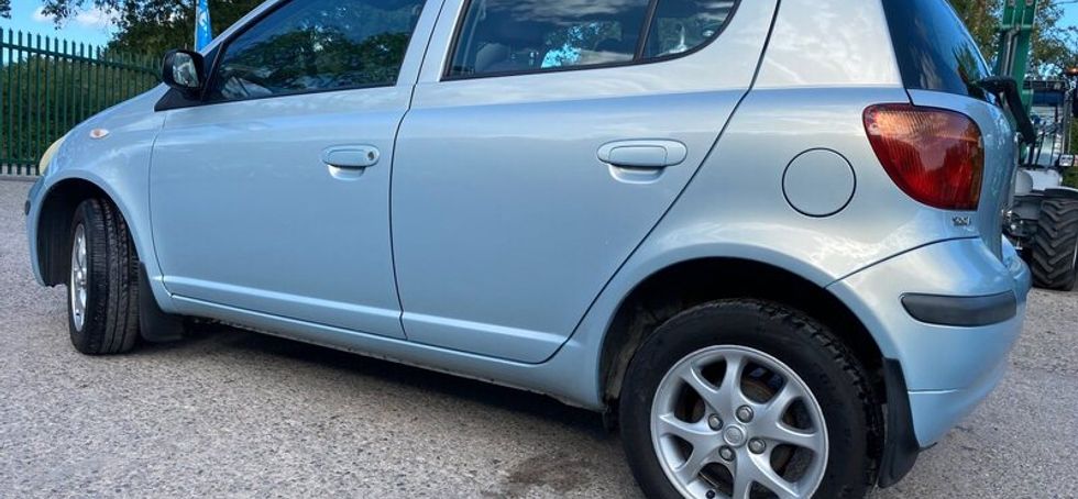 Toyota Yaris 2004