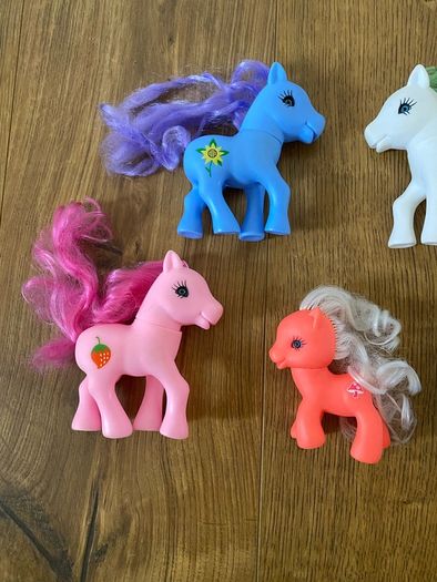 5 Vintage Pony Kids Toys / Figures