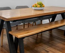Oak dining table, bench & 3 chairs