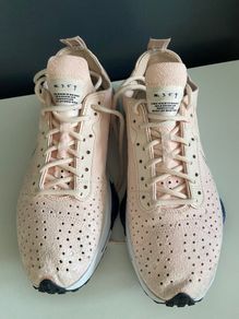 NIKE runners
