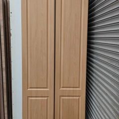 6 Wardrobe Doors  Complete with Handles & Hinges 25 Each