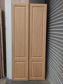 6 Wardrobe Doors  Complete with Handles & Hinges  25 Each