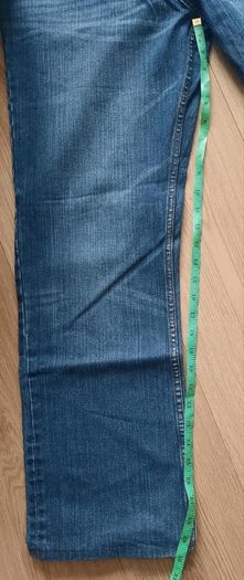 Maine Debenhams denim jeans 34 waist and 30 leg in very good condition with no issues see last two photos for exact measurements FREE STANDARD POSTAGE INCLUDED