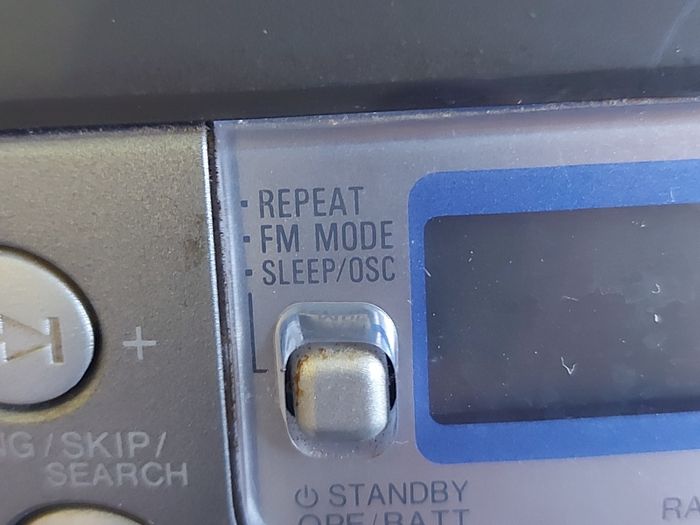AIWA Compact Disc Stereo Radio Cassette Recorder, Model CSD-TD34K, Only Radio works, also portable, i.e. Takes Battery