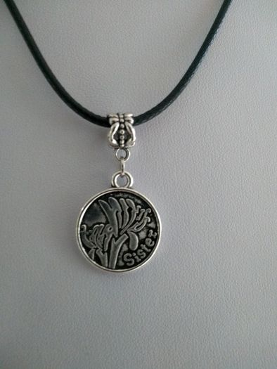 Sister Pendant