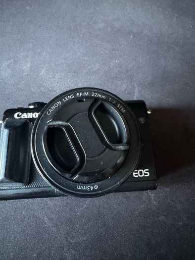 Canon EF-M 22mm f/2 STM