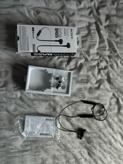 Sony WI-XB400 Extra Bass Wireless In-Ear Headphones - Black