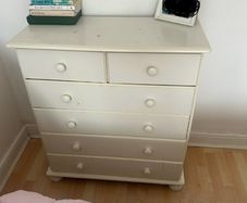chest o drawers