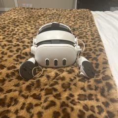 META QUEST 3 128gb + charting head strap