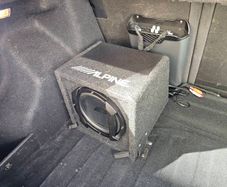 Alpine SWE-815 active subwoofer 8 inch 100W RMS  2 months old.