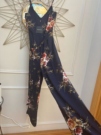 Stunning jumpsuit with high side slits