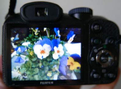 Fujifilm FinePix S Series S1730 12.2MP Digital Camera , 8Gb SD Card - Black Tested Working.