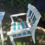 garden table and four chairs Image 3