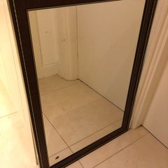 wall mirror