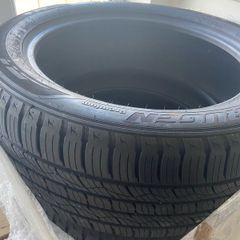 4x Kumho Crugen Premium KL33 SUV Tyres - Unused - 105H
