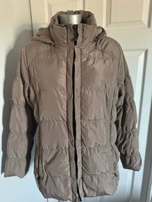 Comma down feathers hooded ladies winter jacket size UK18 EU46 Postage included