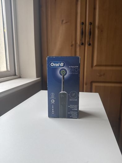Brand New Oral-B Vitality Pro Electric Toothbrush - Black