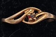 9ct yellow gold ring