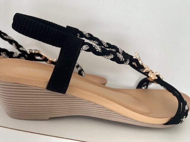 SANDALS. Libra Pop brand- Embellished With Black, Gold & Silver charms. Ultra Comfortable. Size Uk 6 Eu 39 Purchased In Toulouse. Brand New In Box.