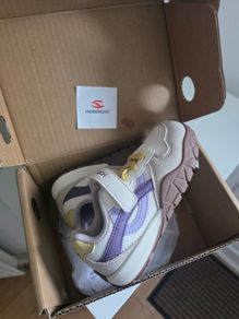 Kisds hoboibear barefoor runners