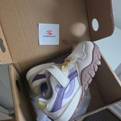 Kisds hoboibear barefoor runners