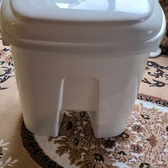 Brand new pedal bin
