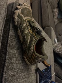 Saguaro barefoot shoes 2.0 size 9