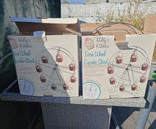 cupcake stands