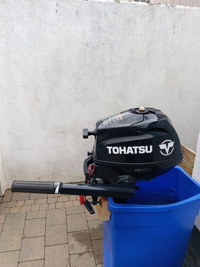 Tohatsu Outboard Engine
