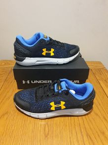 New Under Armour size 5uk