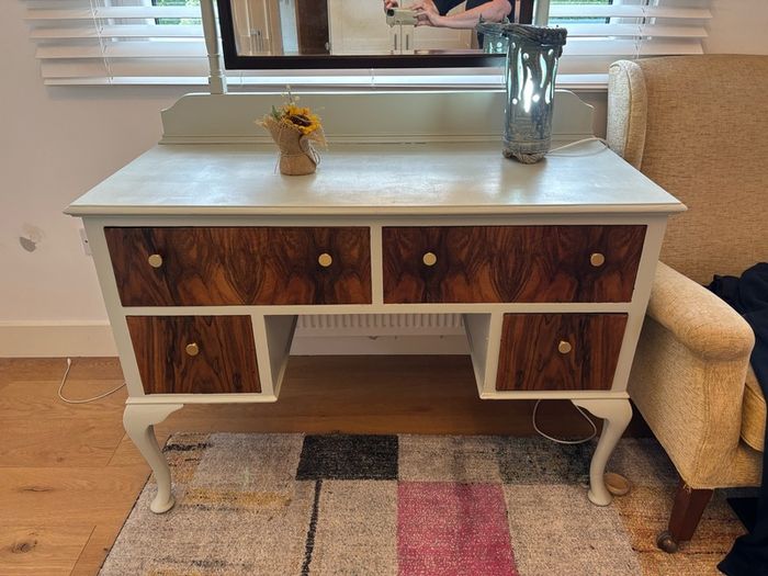 Vintage dressing table