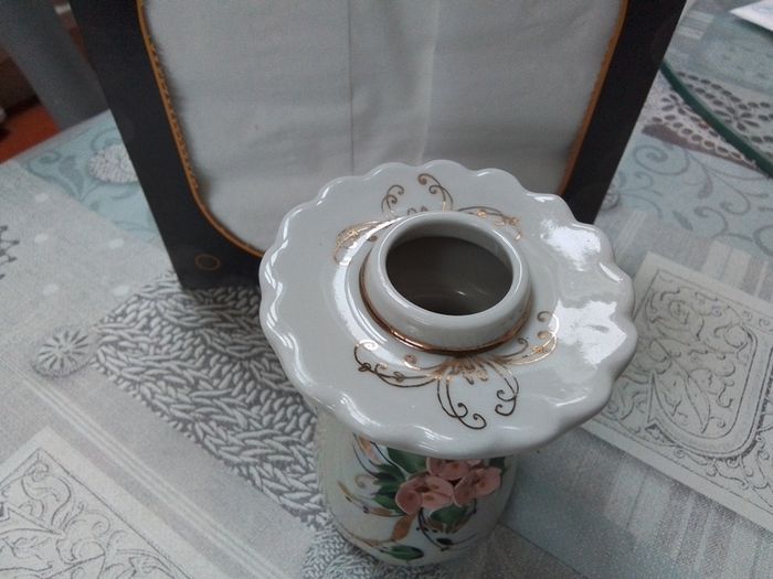 Small Hand Made Fenek Porcelaine Vase