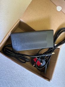 Fiido D1/ D2/ DS2/ D4s 42V 2A Foldable Electric Bike Battery Charger Portable Electric Bike 36v 42v 2Ah.(free postage)
