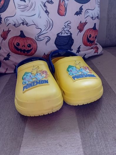 Kids shoes
