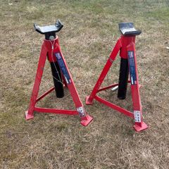 Axle stands