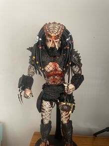 Not hot toys Predator 2 city hunter 1/6 figure