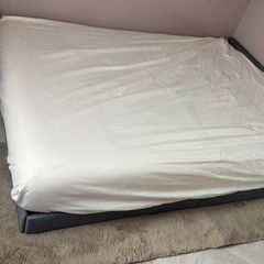 bed frame + Mattress ( double)