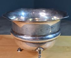 Antique English Victorian Three Hoofed Sugar Bowl