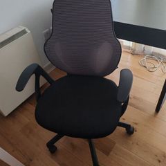 Viking Realspace Austin office chair