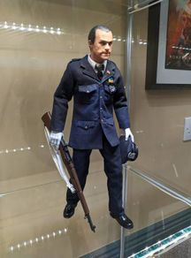Hot Toys Police Joker