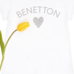 Benetton t shirt age 8-9